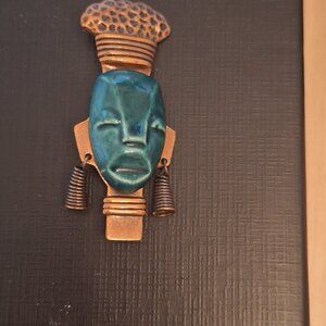 ELZAC COPPER CERAMIC TRIBALVINTAGE FACE PIN